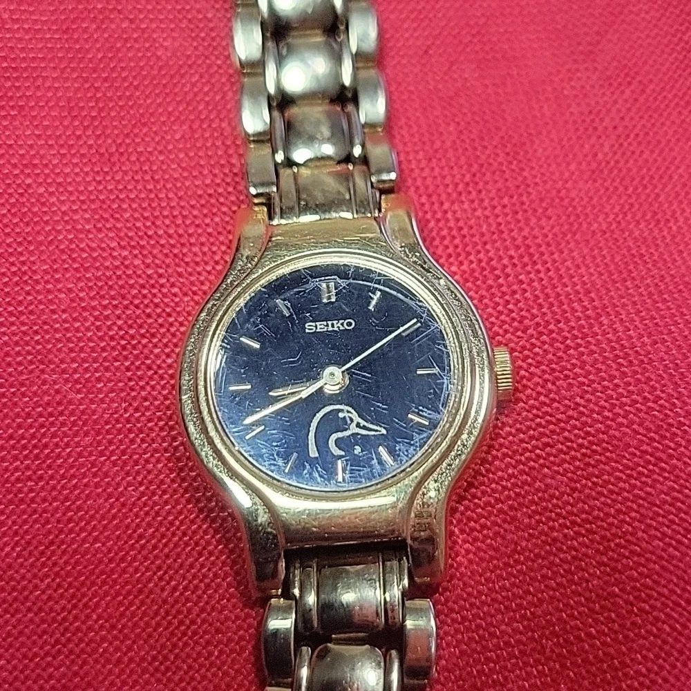 Vintage Seiko Gold Watch with With Duck Head And Black Dial
